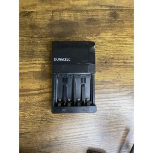 DURACELL CEF14NA4 NIMH AA - AAA Battery Charger - Class 2 Used